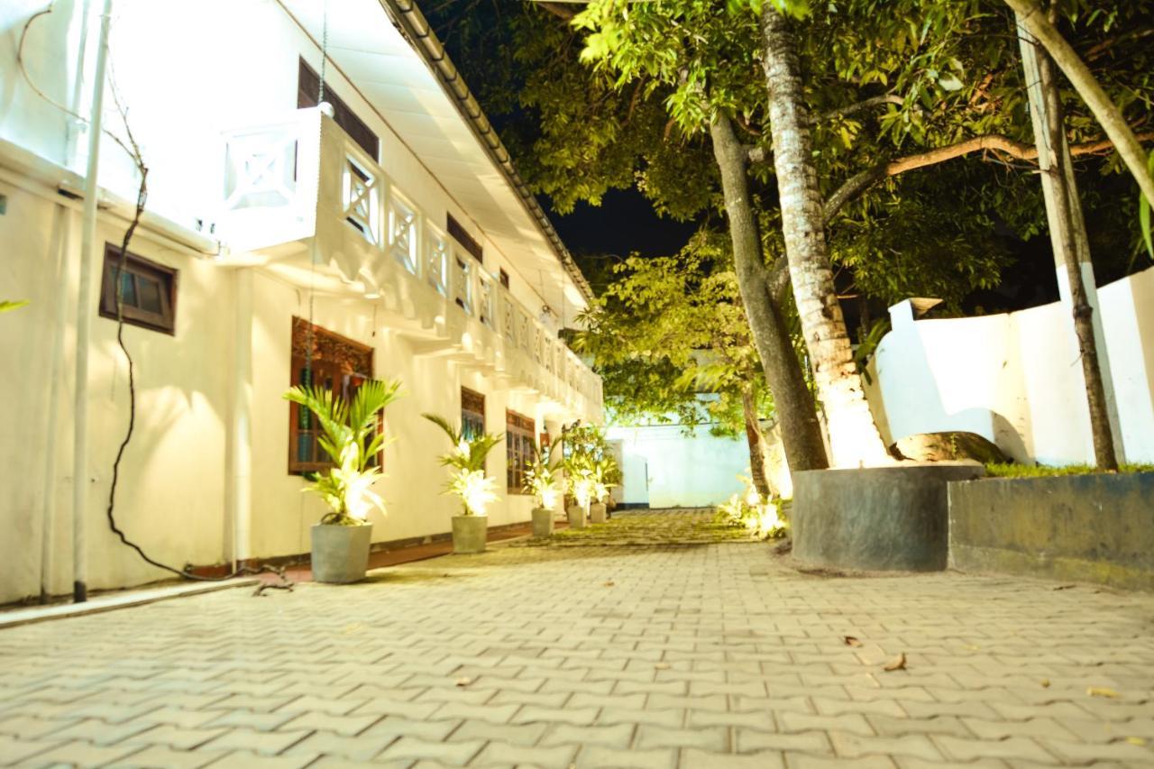Serendipity Beach Унаватуна Экстерьер фото